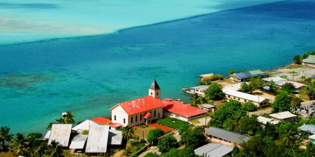 village de Maupiti, en face du lagon