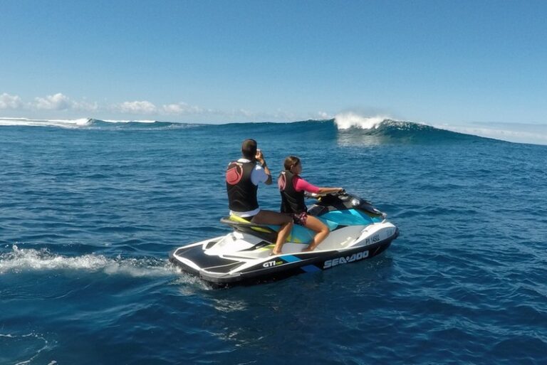 Excursion en jet ski sur le lagon à Tahiti