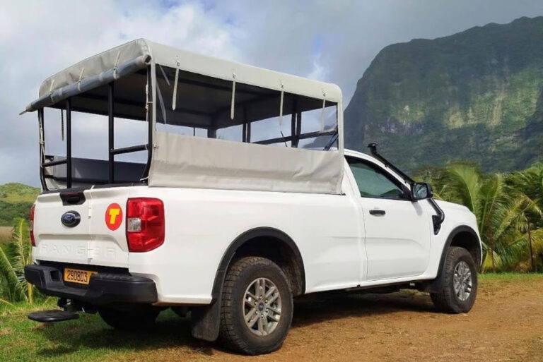 Excursion guidée en 4×4 à Raiatea