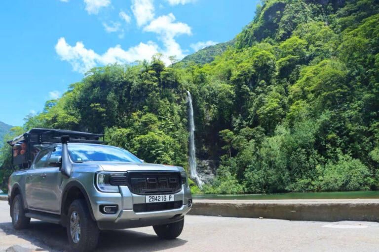 Excursion en 4×4 à Tahiti de Papenoo à Mataiea